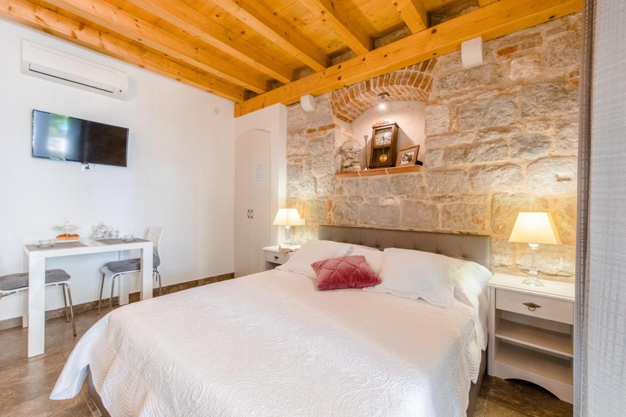 Jes Old Town Luxury Rooms Сплит Экстерьер фото